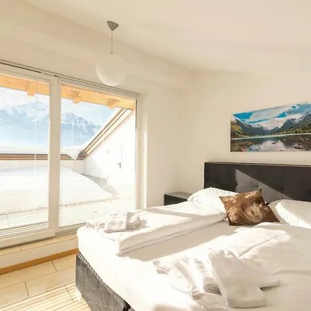 Ski-n-lake - The Alps View